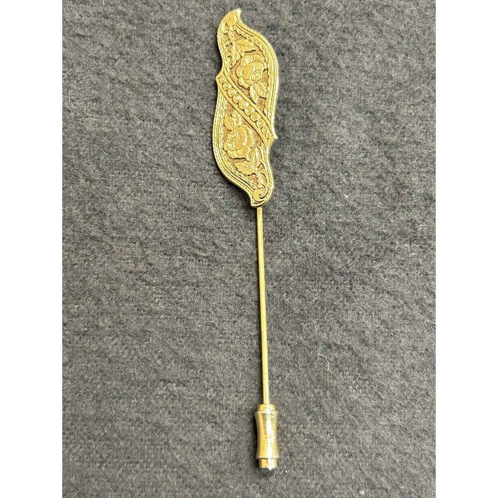 Vintage Gold Tone Etched Raised Rose Design Hat/Lapel Pin J272